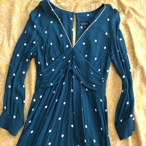 TOPSHOP hunter green polka dot v neck dress